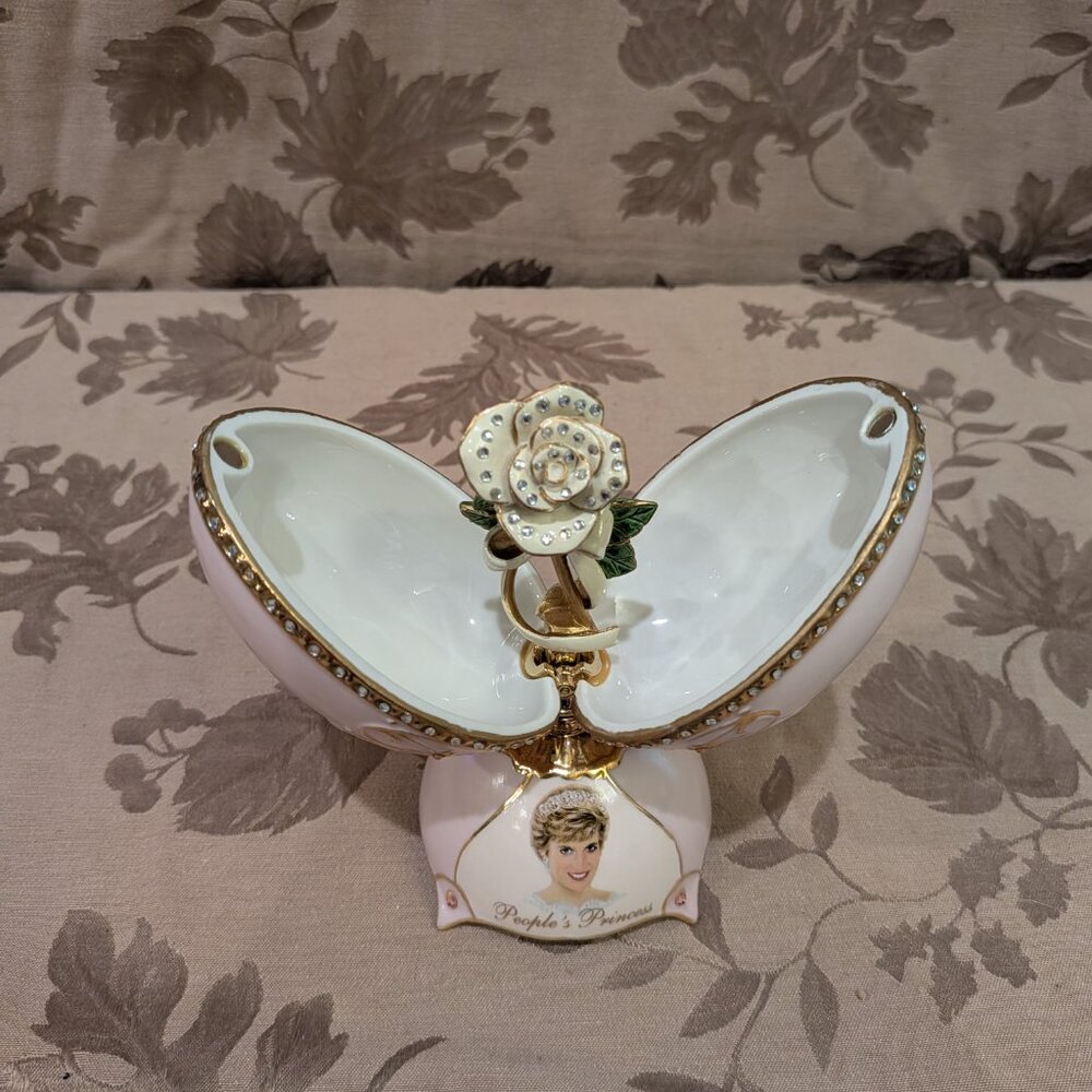Ardleigh Elliott 2008 People's Princess Diana Legacy Imperial Musical Egg, Used - Picture 2 of 11